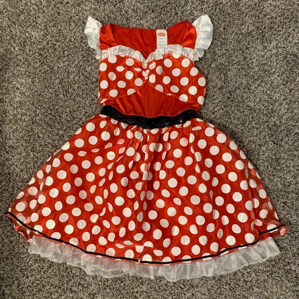 Minnie Mouse costume
